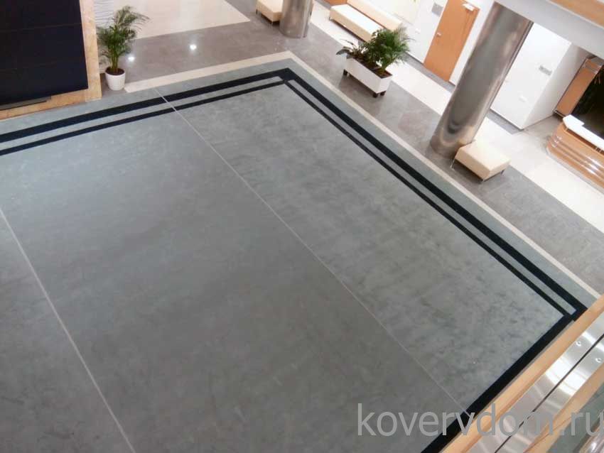 Композиция из полушерстяных ковров и ковровых дорожек в бизнес центр Композиция из полушерстяных ковров и ковровых дорожек в бизнес центр