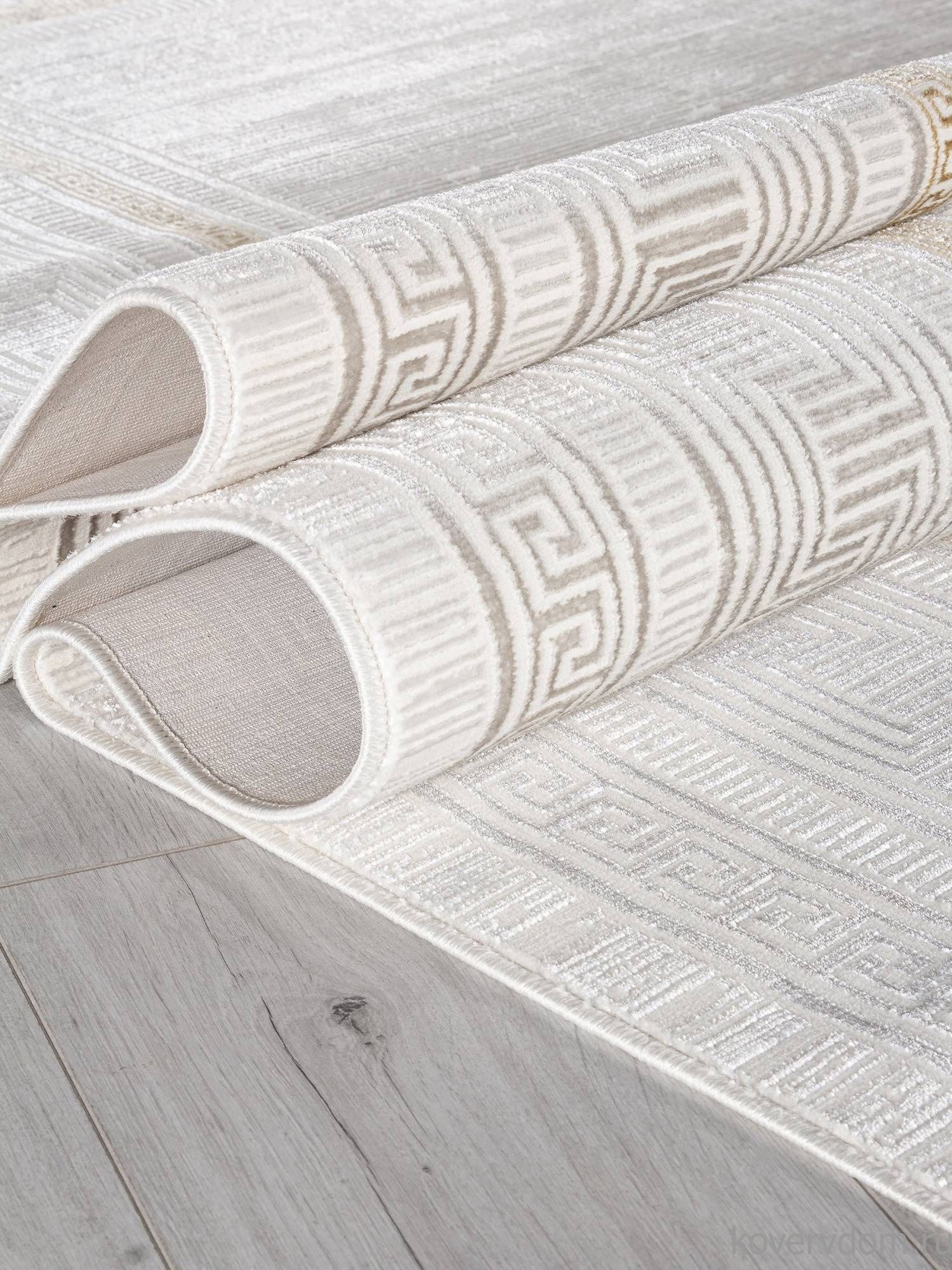 Ковер SHINE 31848A CREAM / WHITE Ковер SHINE 31848A CREAM / WHITE