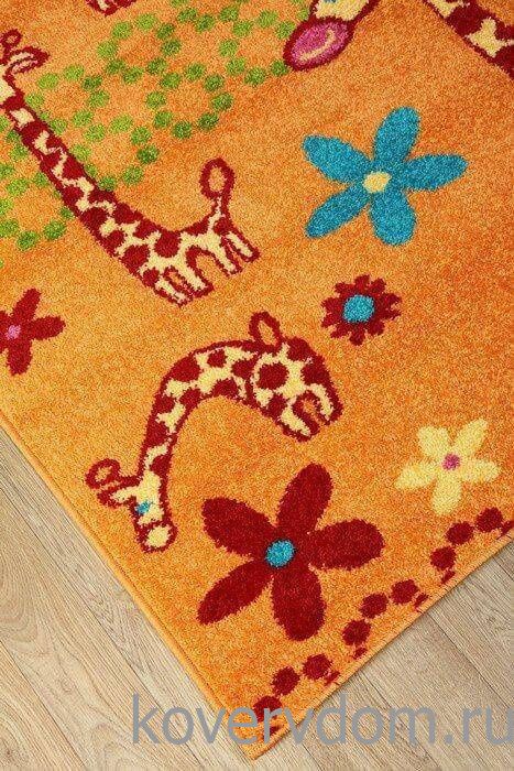 Ковер детский FUNKY-A GIRAFFE a apricot